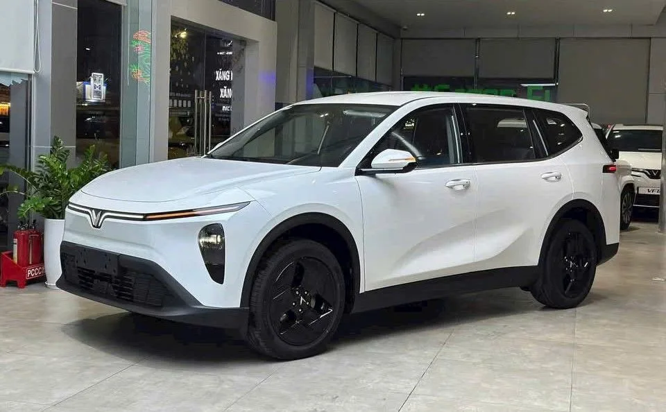 Cụm đèn trước