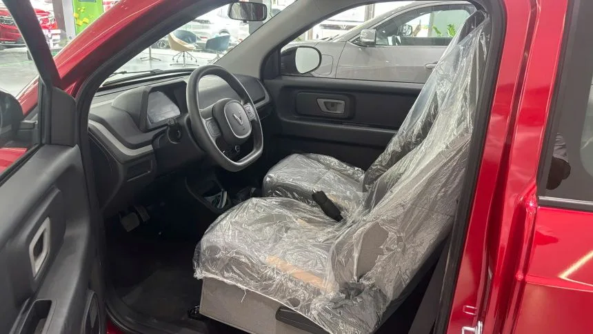 Vô lăng tích hợp phím bấm